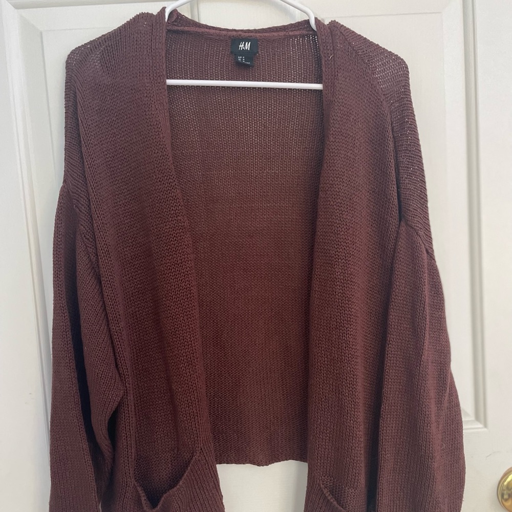 H&M Maroon Cardigan Size M